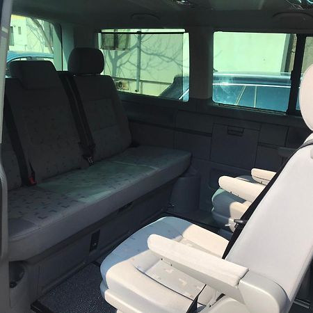 Mona Apartment Taxi#Airport #Parking#Bucharest#Therme Отопени Екстериор снимка